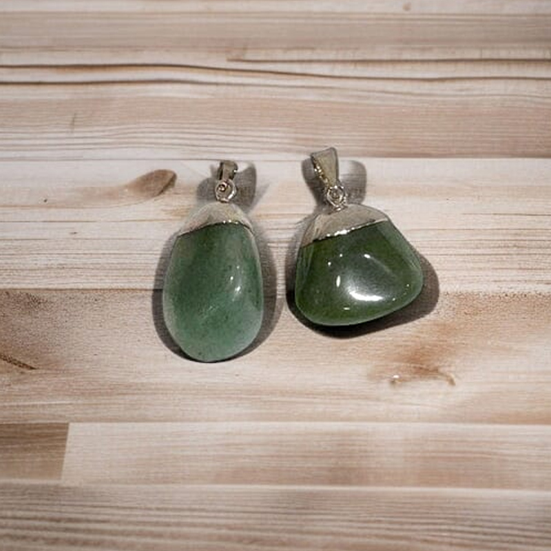 Dije Gema Cuarzo Verde Rolado