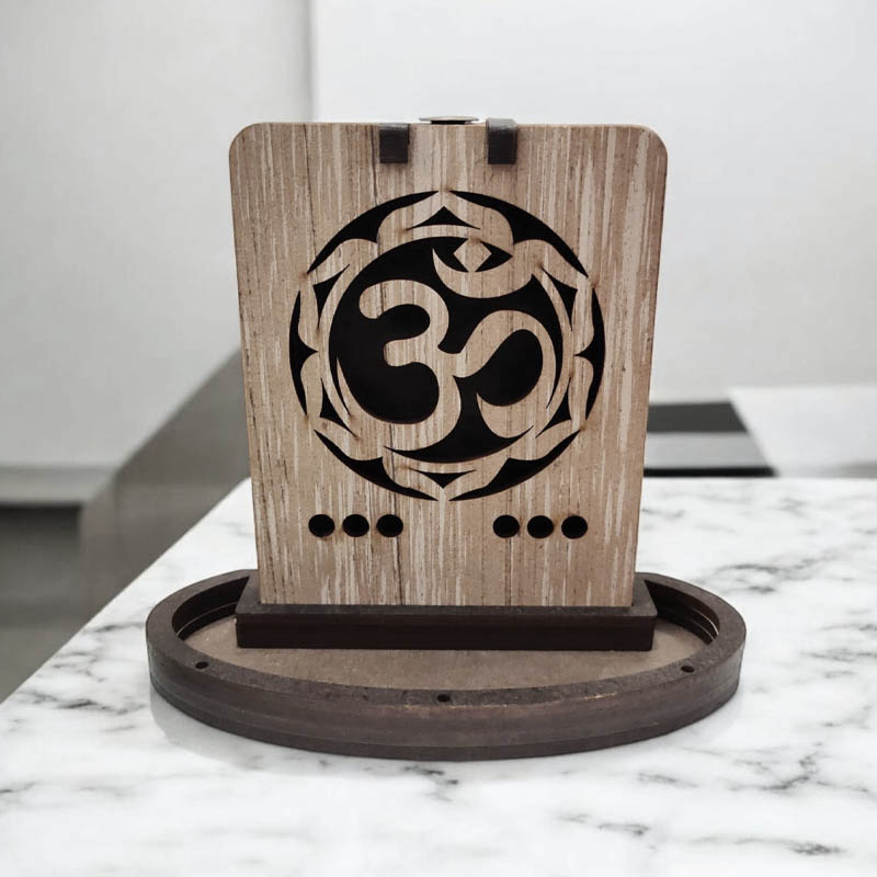 Cascada de Humo Madera Om Colores Varios 13cm