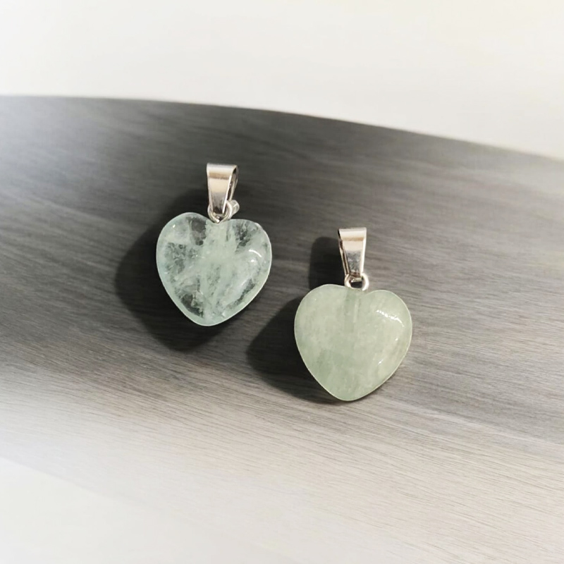 Dije Gema Fluorita Verde Corazon