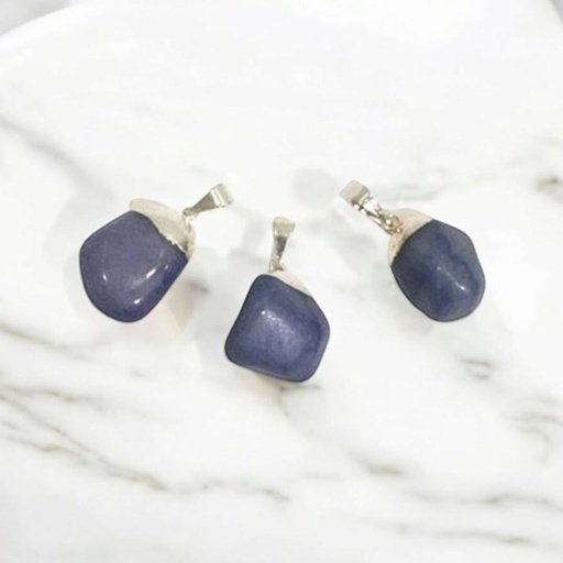 Dije Gema Cuarzo Azul Rolado