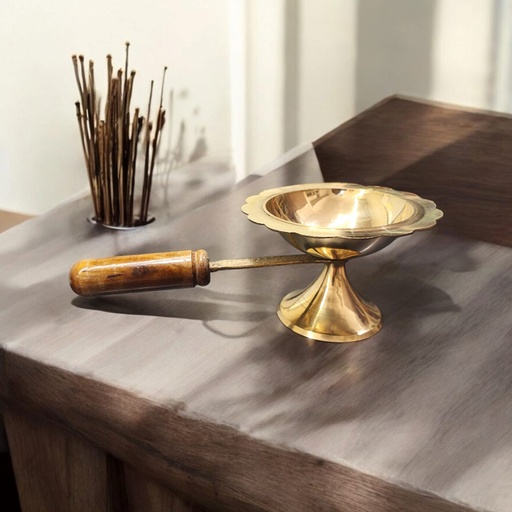 Sahumador Bronce con Manija de Madera 8 cm