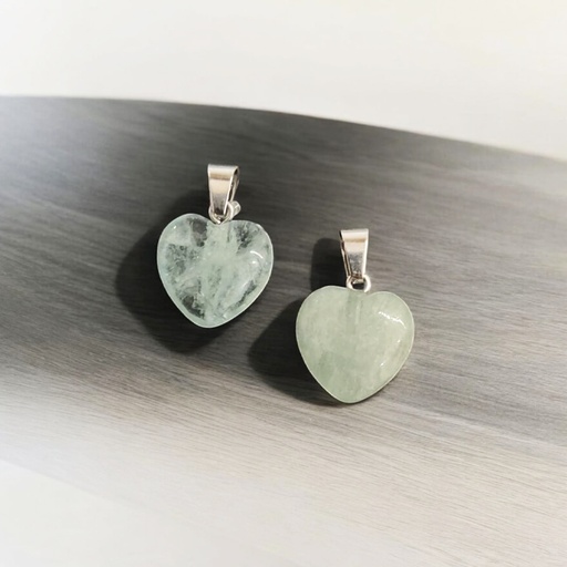 Dije Gema Fluorita Verde Corazon